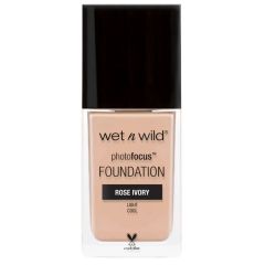 Wet n Wild -  Base Líquida Photo Focus - Rose Ivory 364C 1